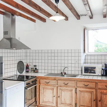 بيت للعطل Nice In La Fort With 3 Bedrooms And Wifi Cerisy-la-Foret
